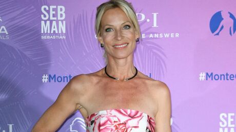 PHOTO Rebecca Hampton sculpturale en bikini à 46 ans sa silhouette