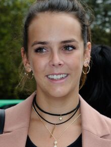 Photos Pauline Ducruet Mini Short Et Brassi Re La Fille De St Phanie