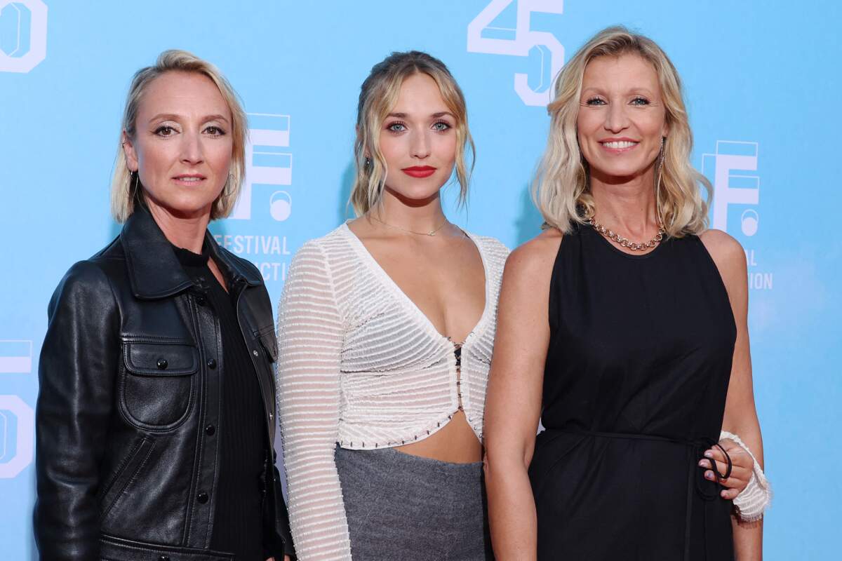 Alexandra Lamy Avec Sa Soeur Et Sa Fille Audrey Fleurot Les Stars