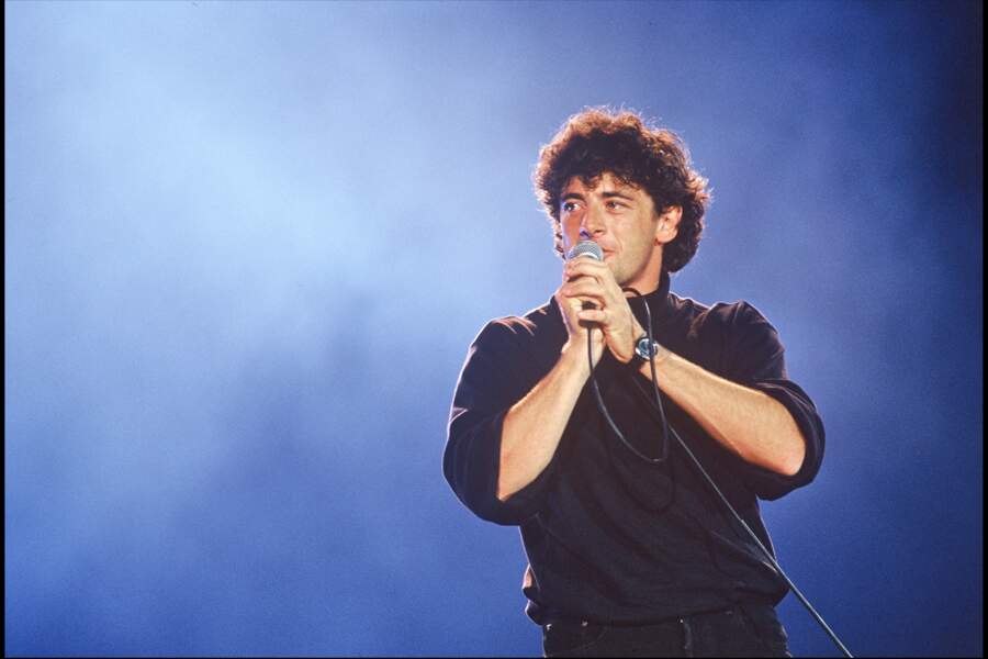 Découvrez en images la carrière de Patrick Bruel Voici