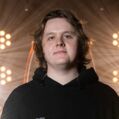 Lewis Capaldi La Biographie De Lewis Capaldi Avec Voici Fr