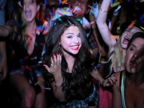 Selena Gomez s’éclate à sa fête d’anniversaire