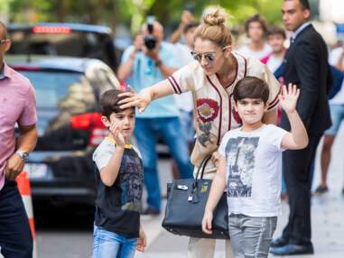 Céline Dion avec ses jumeaux Eddy et Nelson à Paris - 17 juillet 2017