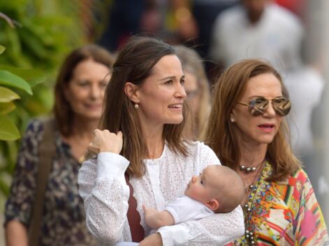 VOICI - Pippa Middleton en vacances en famille : découvrez le visage (CRAQUANT) de son bébé Arthur
