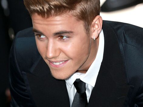 Justin Bieber se laisse pousser la moustache (et il y a encore du boulot)