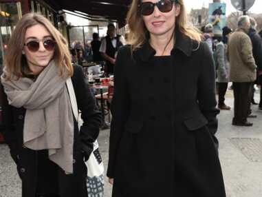 DIAPO Valérie Trierweiler rentre du défilé Dior… en métro