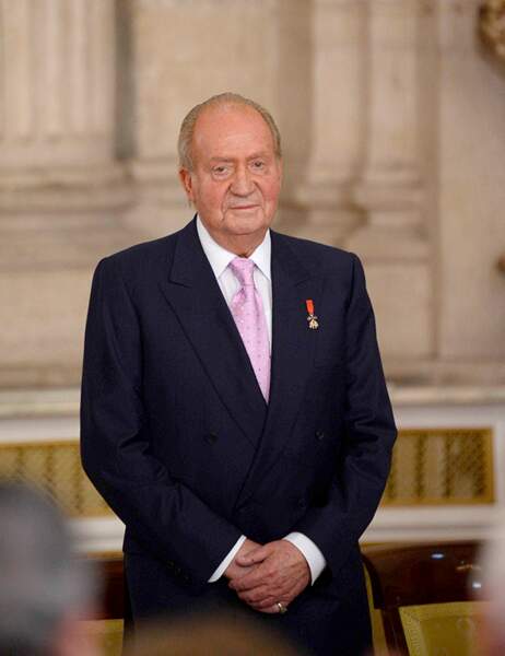  Juan Carlos 1er  d Espagne tr s mu lors de son abdication 