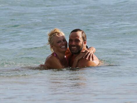 DIAPO Pamela Anderson : romance à la plage avec son… ex-mari