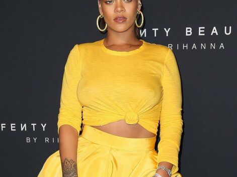 Rihanna plus belle et sexy que jamais dans un ensemble dévoilant sa poitrine