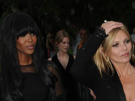 Kate Moss et Naomi Campbell se retrouvent en soirée... sans dessous