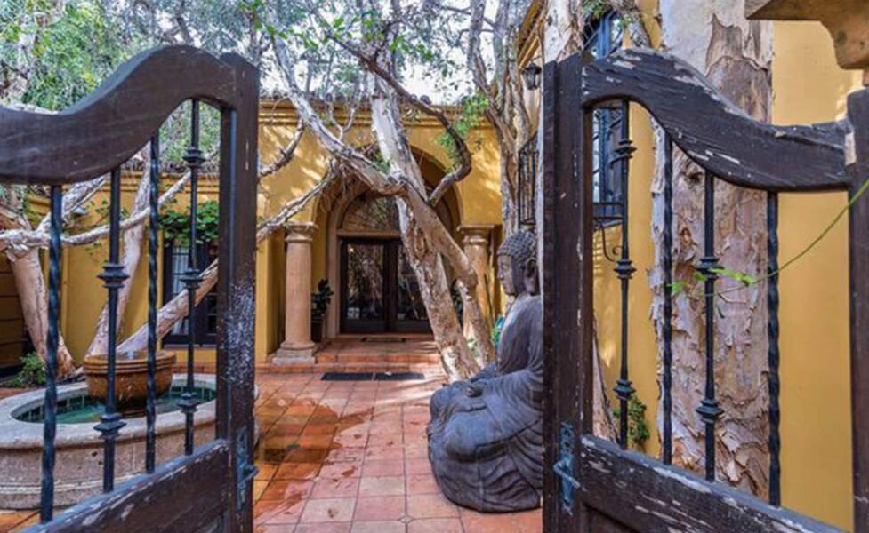 Kendall Jenner S House In 3d How Virtual Walkthroughs Give A List Celebrities Anonymity Matterport