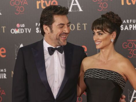 Penélope Cruz et Javier Bardem amoureux, Juliette Binoche très décolletée aux Goya Awards
