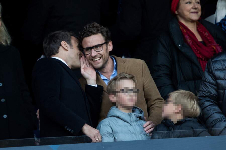 PHOTOS Emmanuel Macron au stade de France : son frère ...