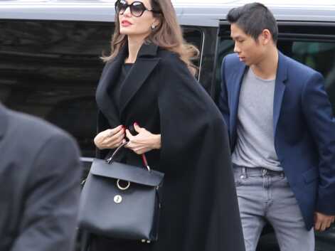 Angelina Jolie en visite au musée du Louvre avec ses six enfants