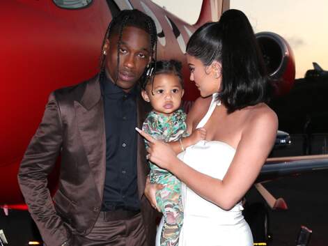 VOICI Kylie Jenner et Travis Scott : le premier tapis rouge de leur fille Stormi, 18 mois