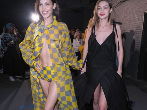 VOICI - Gigi et Bella Hadid toujours aussi inséparables durant la Fashion Week parisienne