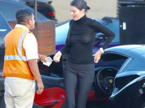 Kendall Jenner : en pleine sortie au restaurant, le mannequin dévoile sa poitrine par mégarde