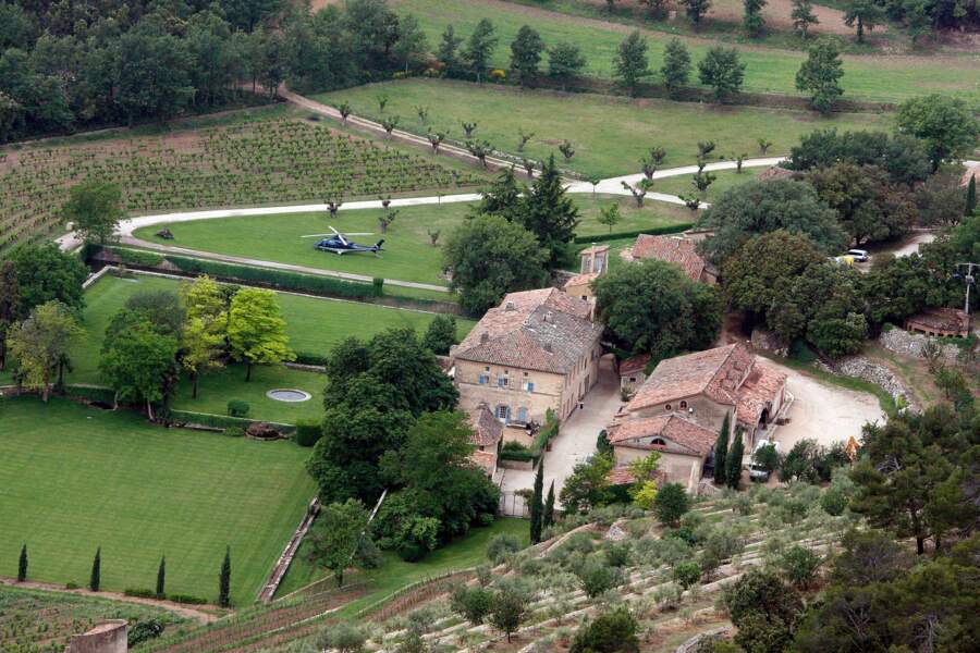 PHOTOS Angelina Jolie et Brad Pitt mettent en vente le chateau de