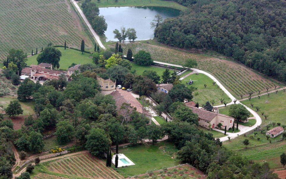 PHOTOS Angelina Jolie et Brad Pitt mettent en vente le chateau de ...