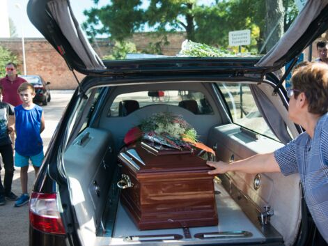 VOICI Obsèques d'Emiliano Sala : famille et amis du footballeur réunis dans son village en Argentine