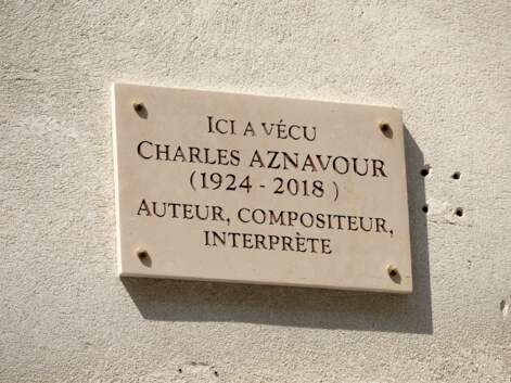 Charles Aznavour : Paris rend hommage au chanteur pour son 95ème anniversaire