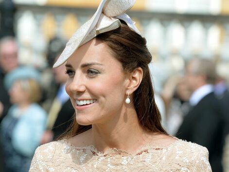 Kate Middleton radieuse à la garden party de Buckingham