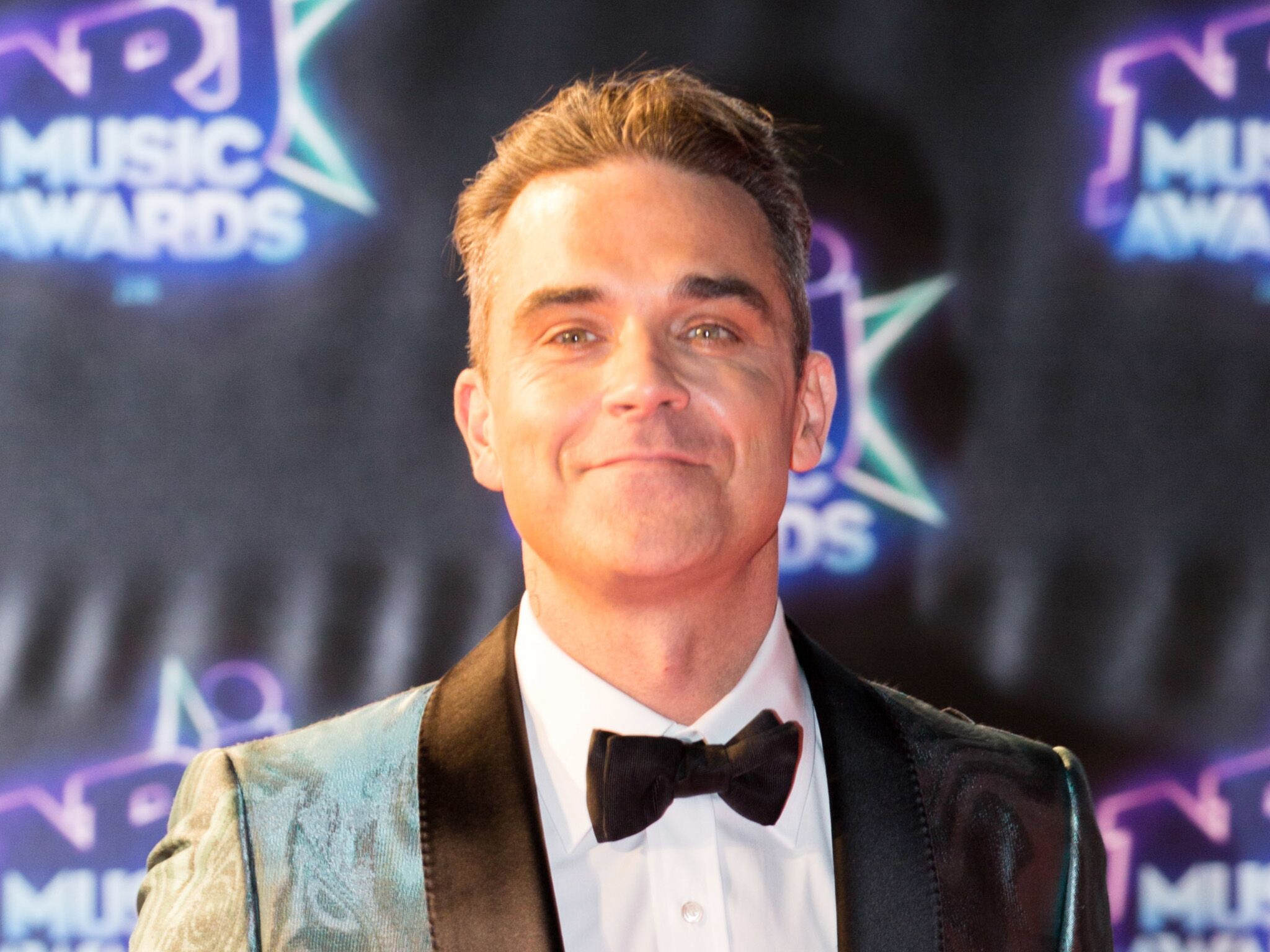 Salaire Robbie Williams Star Academy Robbie Williams - La biographie de Robbie Williams avec Voici.fr