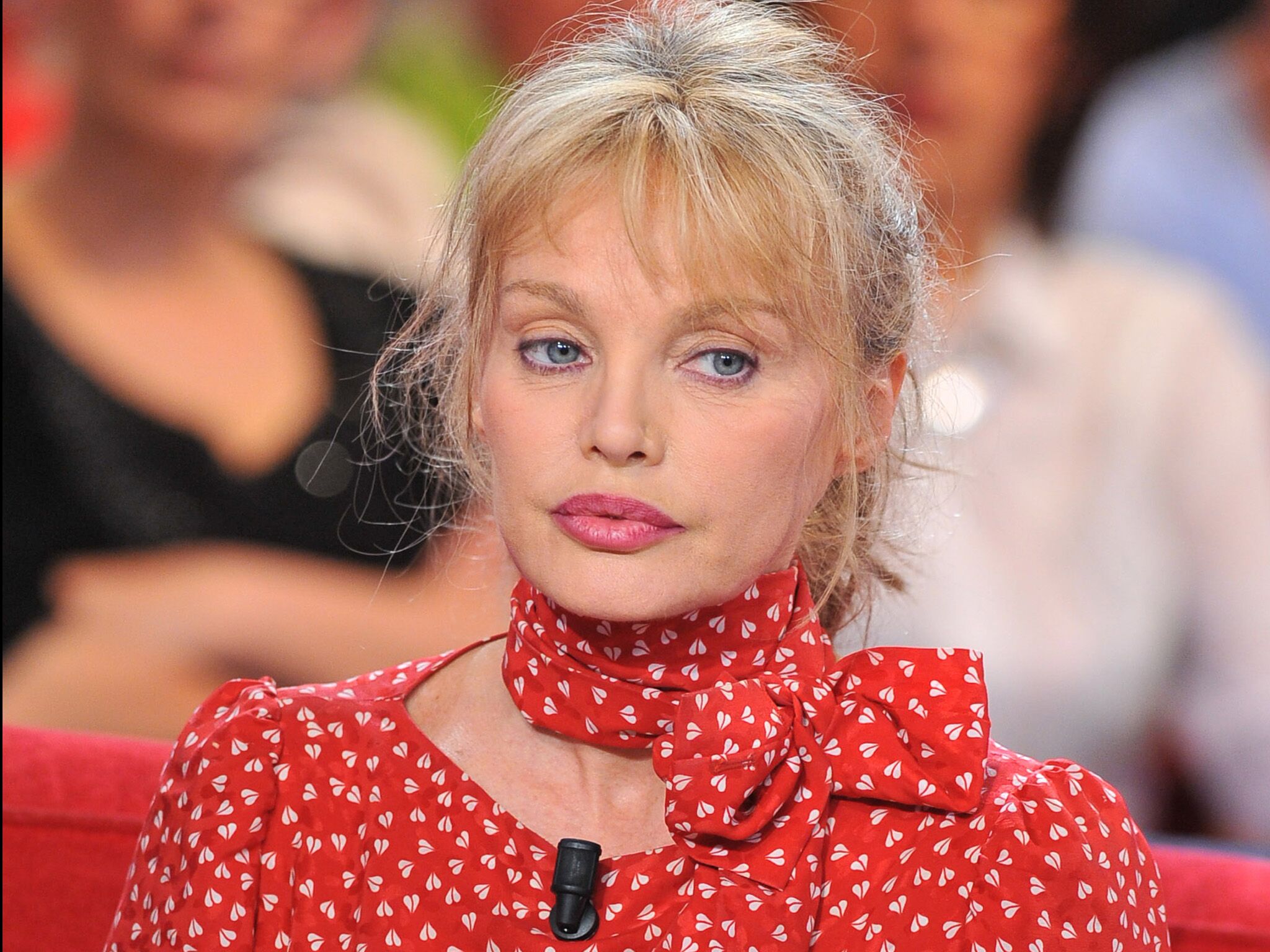 arielle dombasle la biographie de arielle dombasle avec voici fr