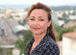 Catherine Frot - La biographie de Catherine Frot avec Voici.fr