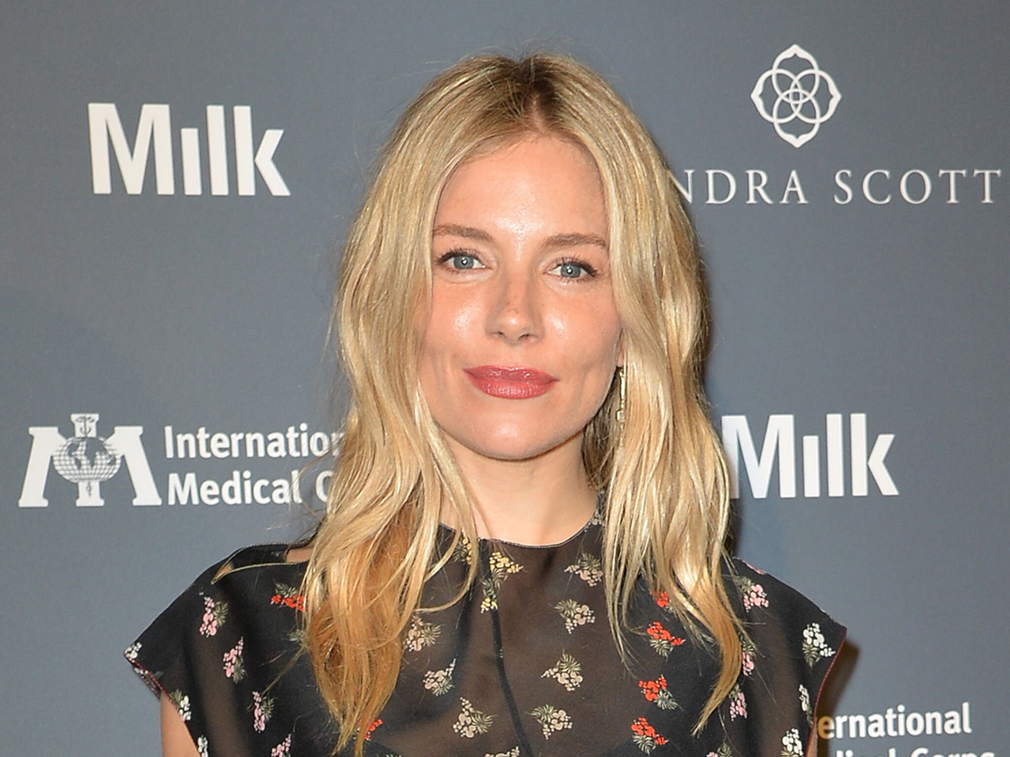 rencontre jude law sienna miller