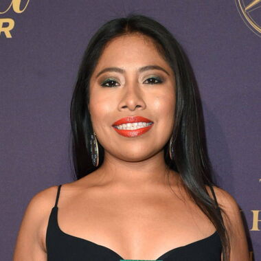 Yalitza Aparicio - La biographie de Yalitza Aparicio avec Voici.fr