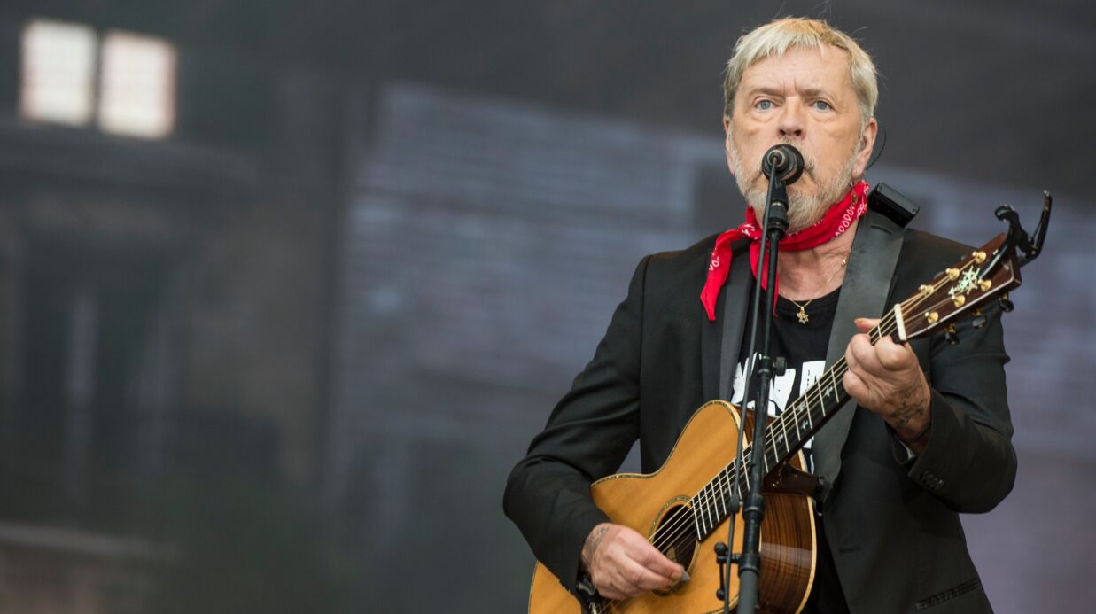 Déjà 600 000 albums vendus pour Renaud