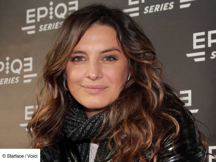 Photos Laetitia Milot Devoile Son Enorme Baby Bump Sur Les Reseaux Sociaux Voici