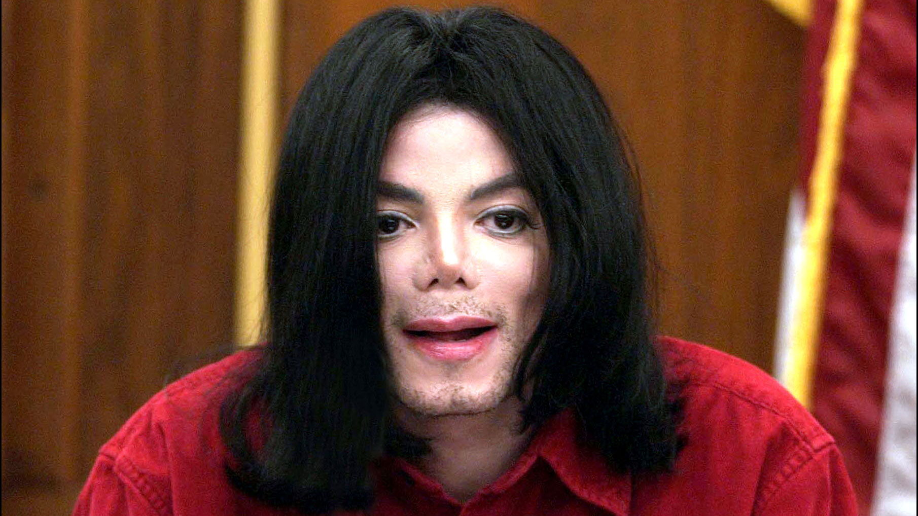 Mickael Jackson : les chaussures LÉGENDAIRES de son premier ...