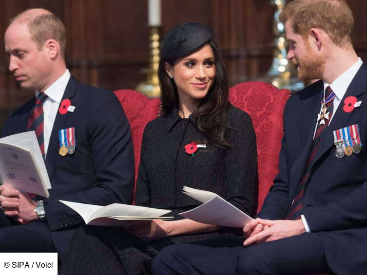 Prince William Fatigue Par La Naissance Du Royal Baby Il S Endort En Pleine Messe Voici