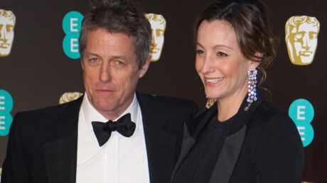 Hugh Grant Vous Invite A La Suite De Quatre Mariages Et Un