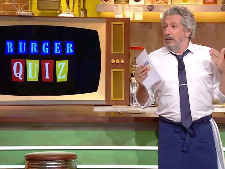 Burger Quiz Alain Chabat S Daughter Louise Tells The Story Behind The Shooting And It S All