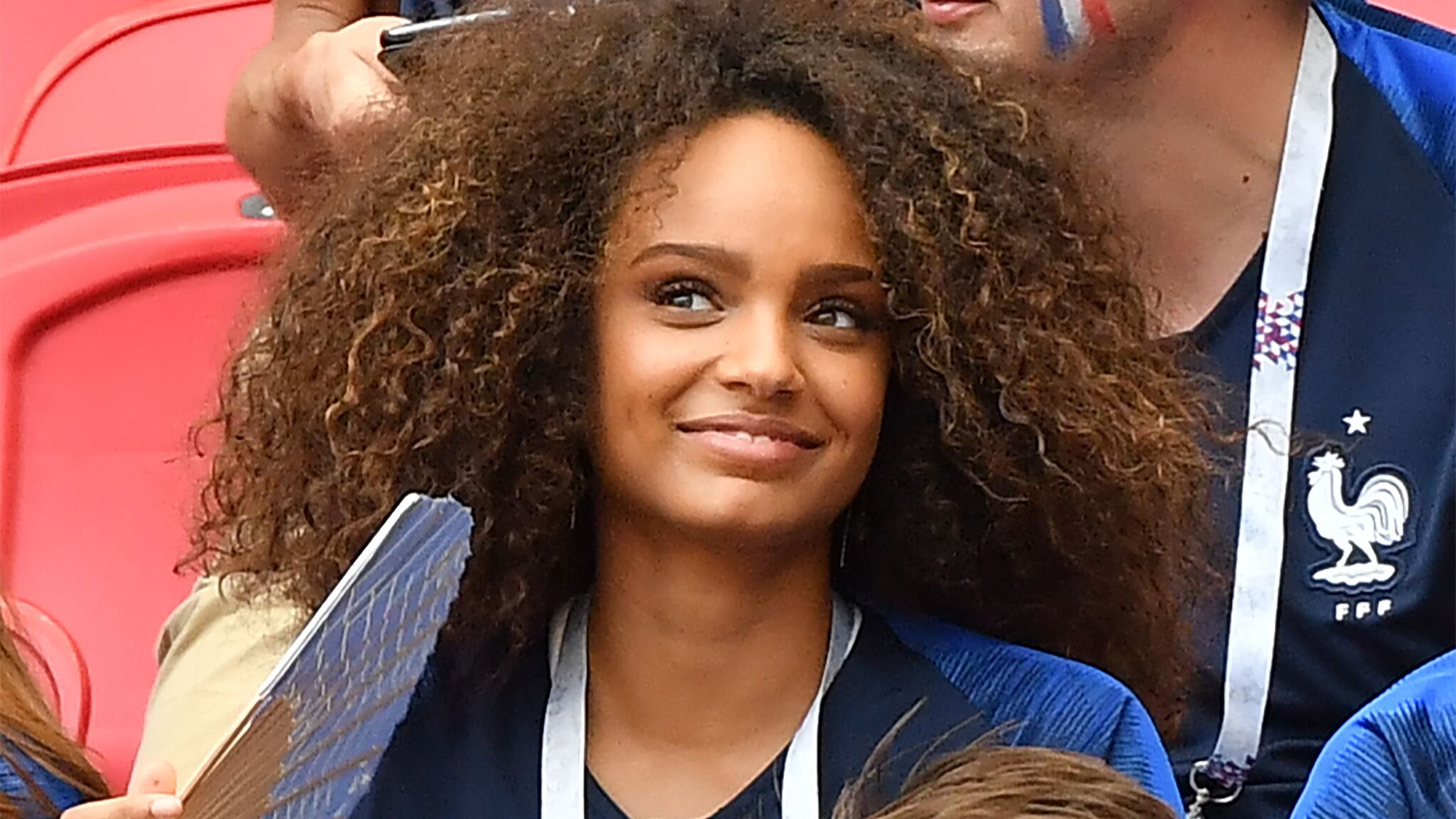 Alicia Aylies Miss France 17 Repond Aux Rumeurs De Liaison Avec Un Footballeur Des Bleus Voici