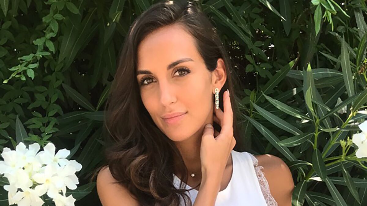 Caroline Perengo La Villa Des Coeurs Brisés Miss France 2019 : qui est Caroline Perengo, Miss Côte d'Azur 2018 ? - Voici