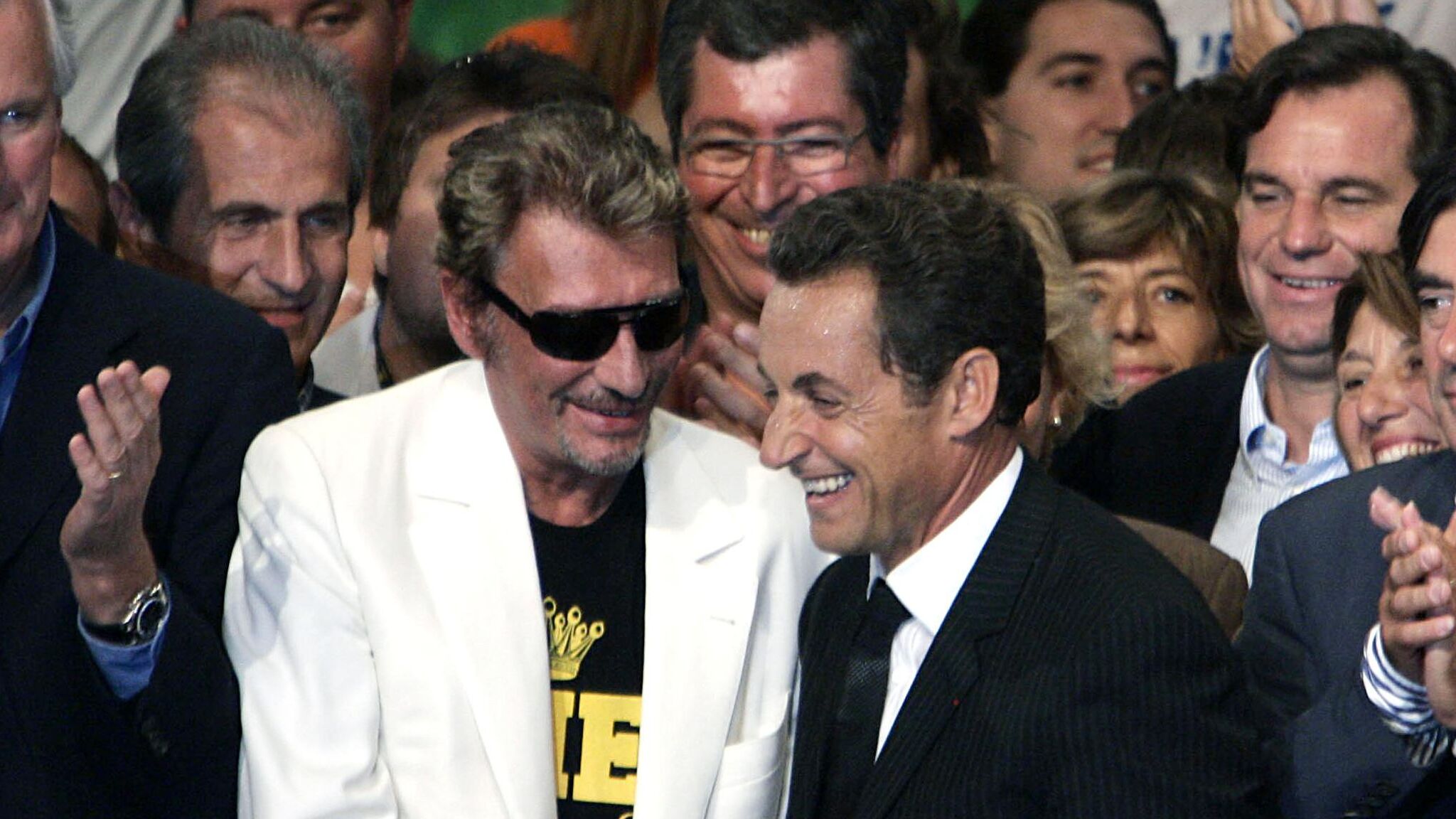 Johnny Hallyday Apres Avoir Harcele Nicolas Sarkozy Pour Ses