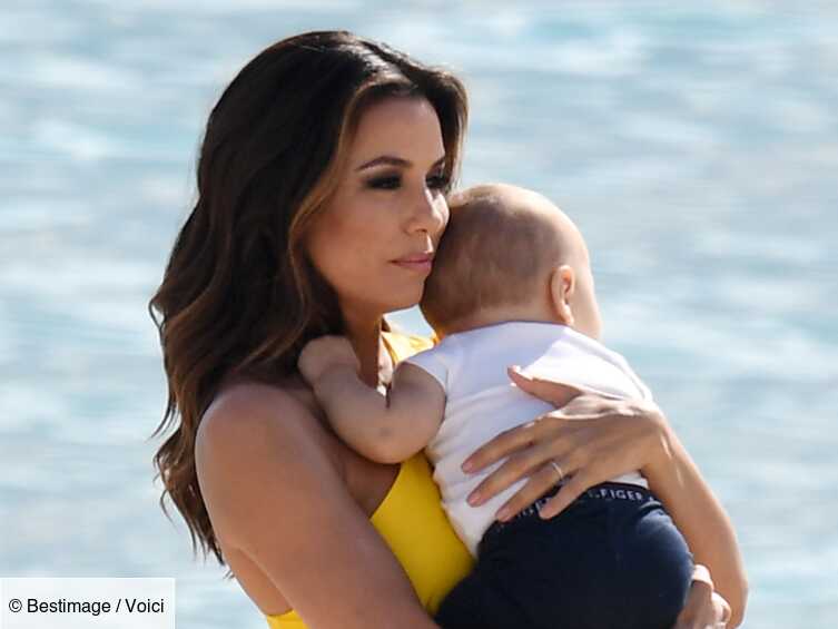 Photos Radieuse Eva Longoria Caline Son Fils Santiago Sur La Plage A Cannes Voici