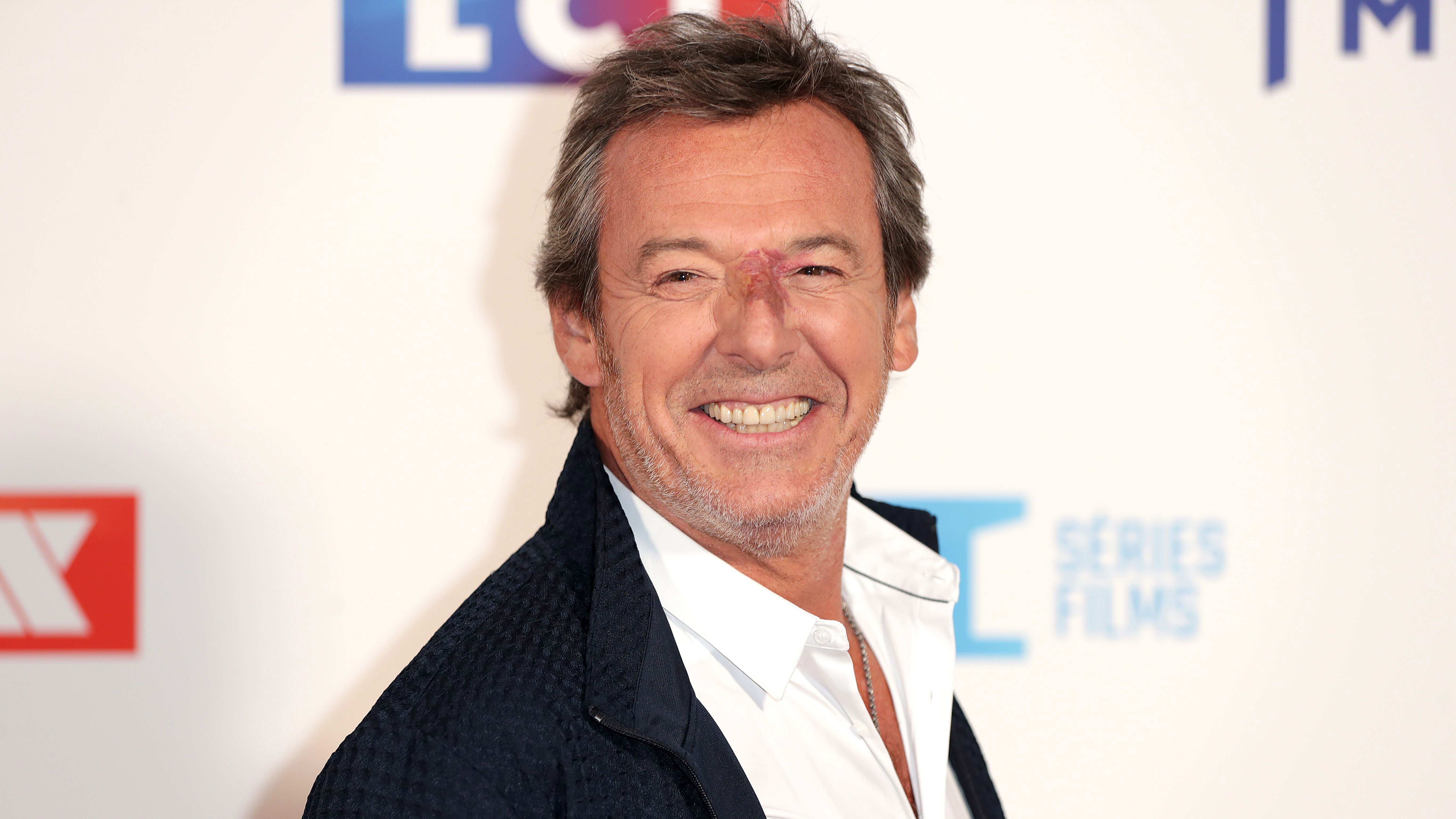 Jean Luc Reichmann Appelle Une Telespectatrice Cette Derniere Pense Que C Est Un Canular Voici