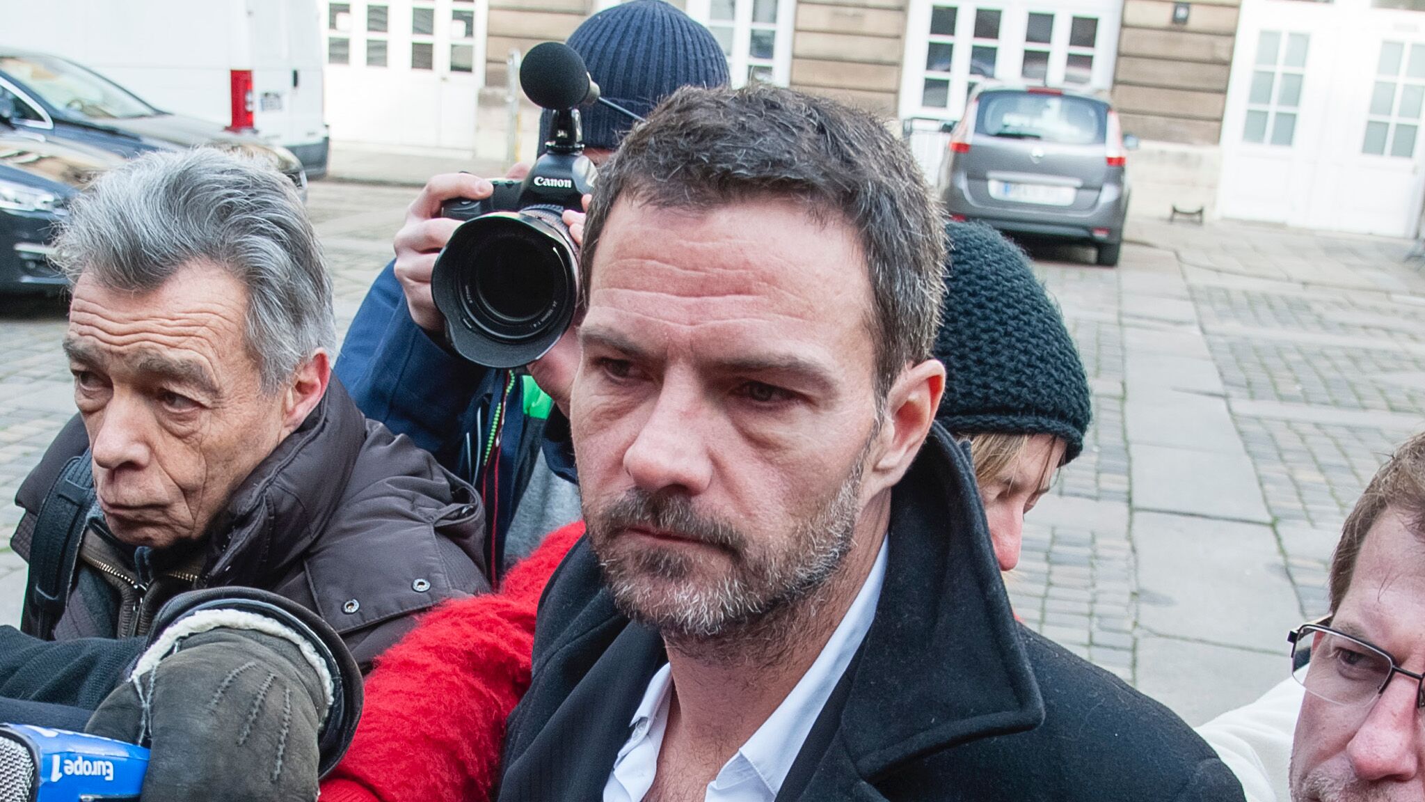 Jerome Kerviel Ironise Sur La Chute Des Cours De La Bourse Les Internautes Sont Divises Voici