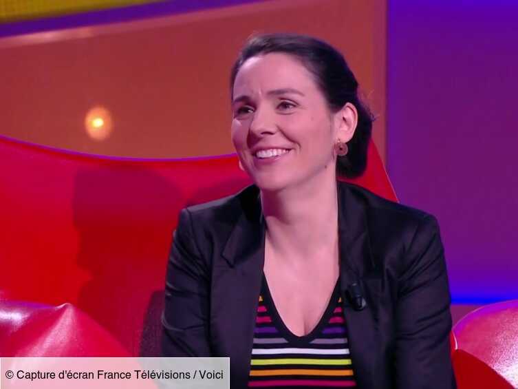 Isabelle De Tout Le Monde Veut Prendre Sa Place VIDEO Tout le monde veut prendre sa place : Sandrine reçoit une