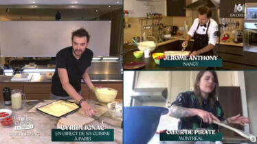 Video Tous En Cuisine Cyril Lignac Partage Sa Recette Du Roule Aux Fraises Voici