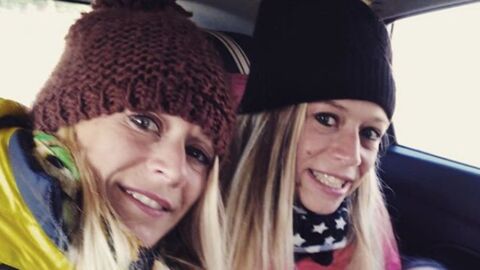 Video Pekin Express 2020 Aurelie Et Pauline En Plein Stop Leur Voiture Tombe Dans Un Ravin Voici