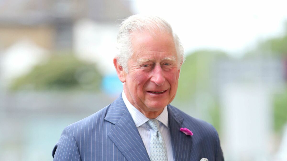 Pourquoi Le Prince Charles Ne Peut Pas Etre Roi Prince Charles : ce à quoi il devra renoncer une fois nommé roi - Voici