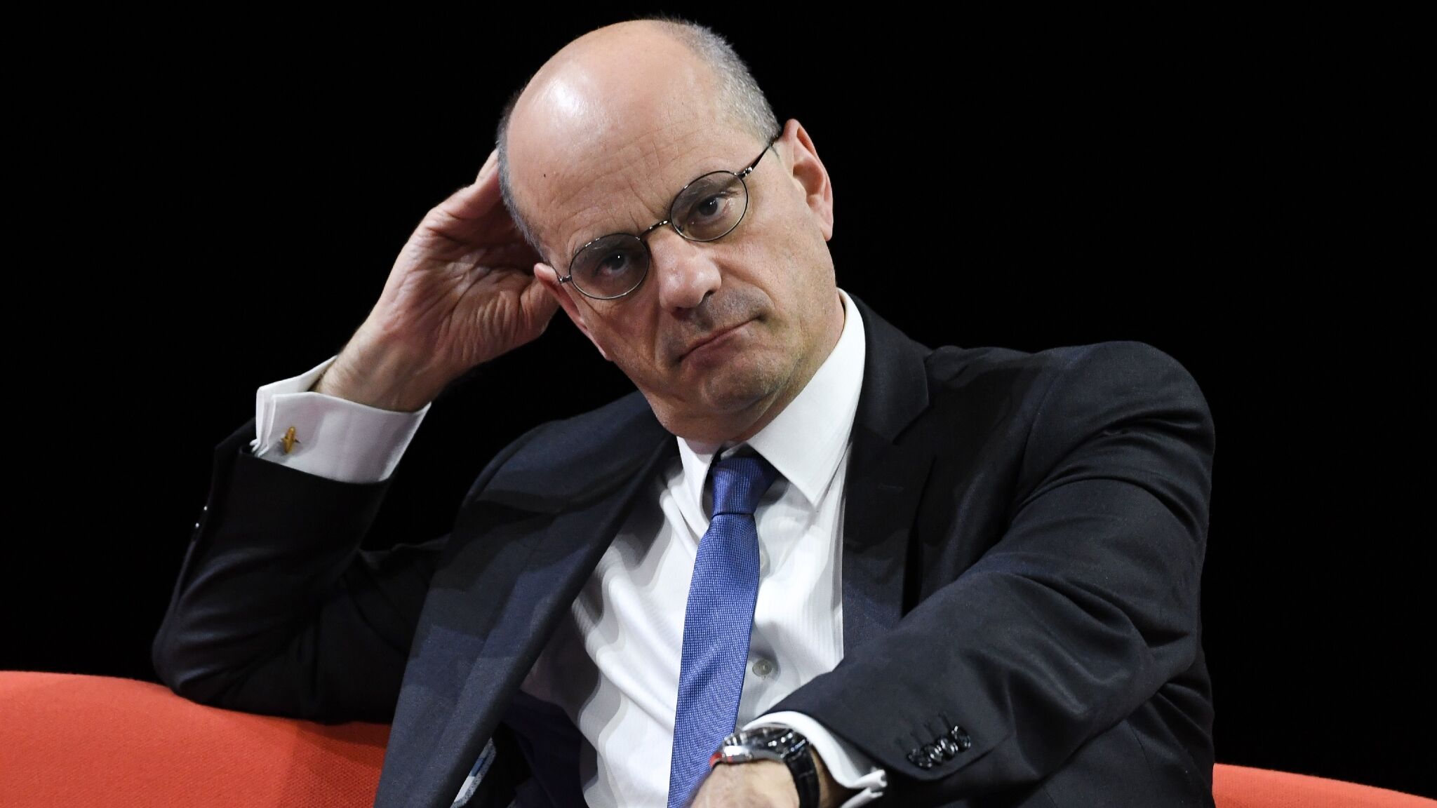 Jean Michel Blanquer Lourdement Critique Pour Ses Propos Sur La Tenue A Porter A L Ecole Voici