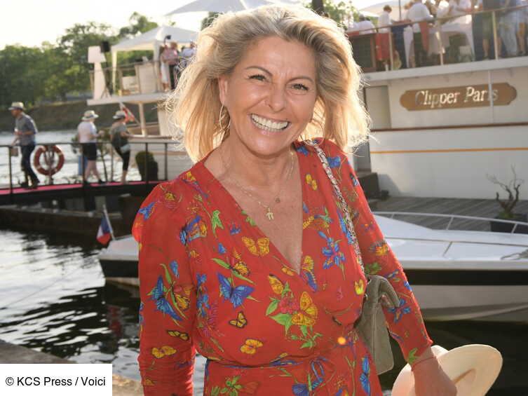 Anne Catherine Affaire Conclue En Maillot De Bain