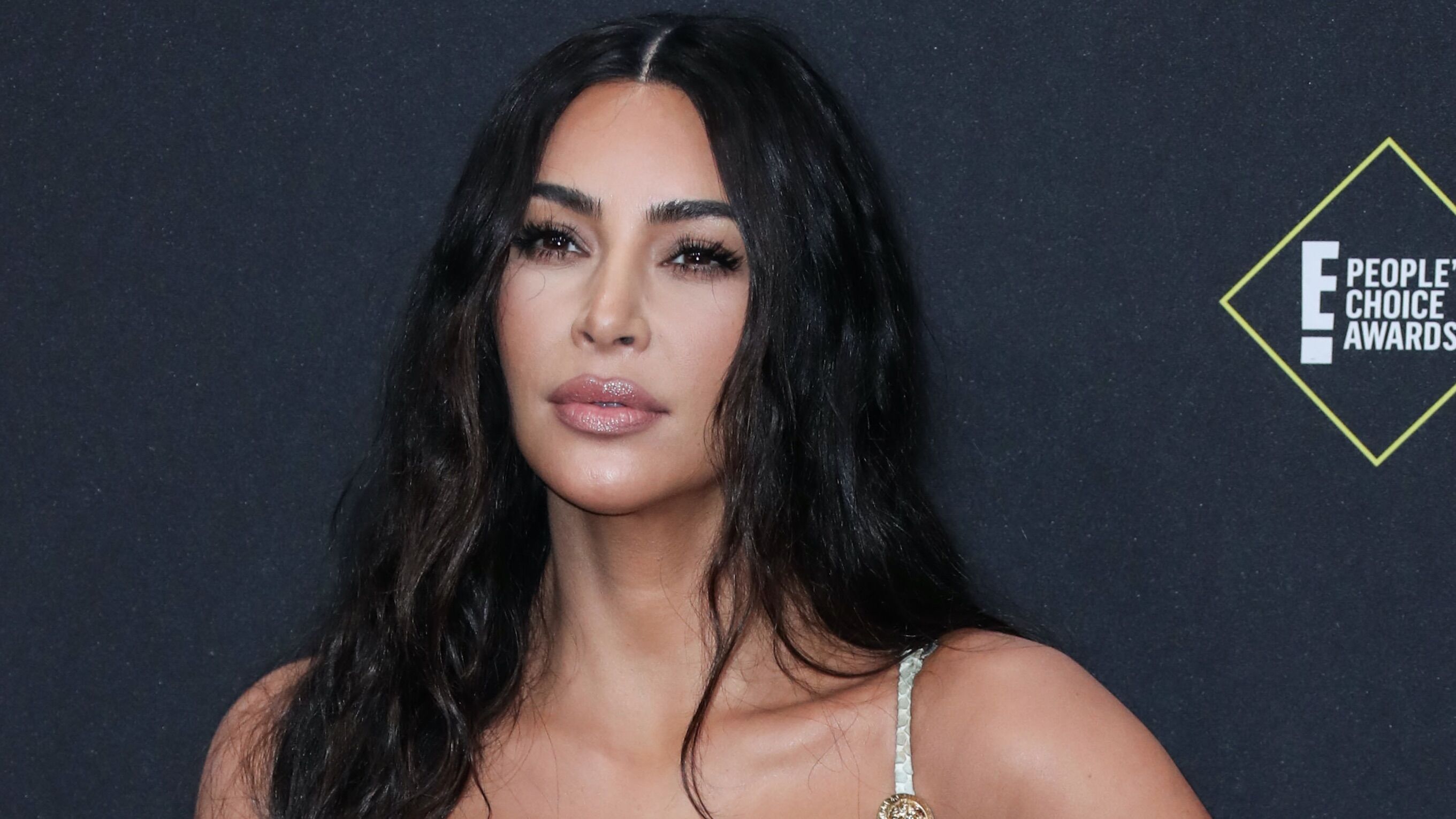 Kim Kardashian Sa Fete D Anniversaire Fait Scandale Les Internautes Exasperes Voici